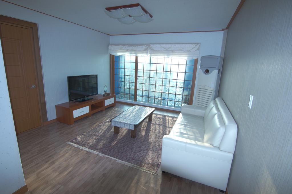 Yerae Pensión Seogwipo Habitación foto
